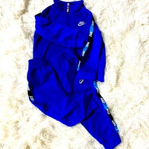 Brand new Nike jogger set